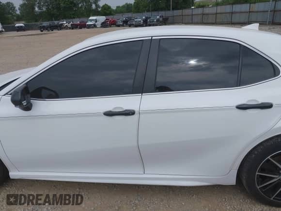2022 Toyota Camry SE with VIN 4T1G11BK6NU051837, listed as a IAAI auction lot 42691924 with 105,238 mi miles and . Bid and sale history available at DreamBid. Image 15.