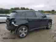 2024 Mitsubishi Outlander S z VIN JA4ARUAU5RU012440, wystawiony jako Copart lot #85601625 z przebiegiem 27 697 mil mil oraz Szkoda całkowita • Salvage title. Historia ofert i sprzedaży dostępna na DreamBid. Obrazek 3.