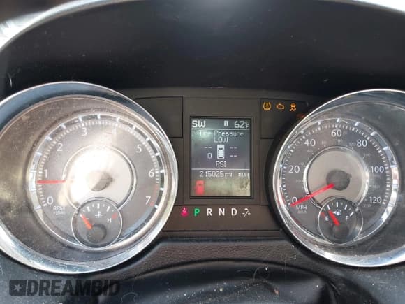 ✅ 2011 Chrysler Town & Country Limited • VIN: 2A4RR6DG9BR611543 • Lot: 43534489. Wystawiony na IAAI z przebiegiem 215 025 mil. Bezpłatny archiwum sprzedaży aukcyjnych z USA i szczegółowy raport historii pojazdu na DreamBid. Zdjęcie 7.