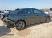 ✅ 2024 Hyundai Elantra SEL • VIN: KMHLM4DG0RU852222 • Lot: 67908585. Wystawiony na Copart z przebiegiem 4 724 mil. Bezpłatny archiwum sprzedaży aukcyjnych z USA i szczegółowy raport historii pojazdu na DreamBid. Zdjęcie 3.