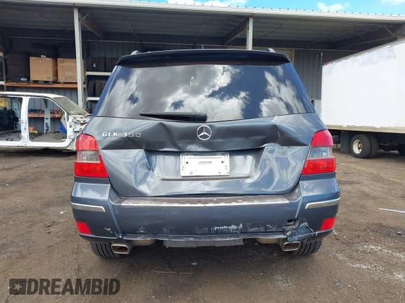 ✅ 2012 Mercedes-Benz GLK 350 • VIN: WDCGG5GBXCF868615 • Lot: 42620925. Listed on IAAI with 85,700 mi. Free auction sales archive from the USA and detailed vehicle history report at DreamBid. Image 6.