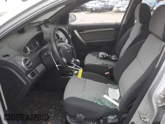 2011 Chevrolet Aveo 2LT z VIN KL1TG6DE6BB169620, wystawiony jako Copart lot #78449754 z przebiegiem 53 990 mil mil oraz Szkoda całkowita • Salvage title. Historia ofert i sprzedaży dostępna na DreamBid. Obrazek 7.