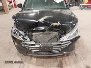 ✅ 2019 Hyundai Elantra SE • VIN: KMHD74LF8KU756994 • Lot: 42260988. Listed on IAAI with 148,428 mi. Free auction sales archive from the USA and detailed vehicle history report at DreamBid. Image 6.