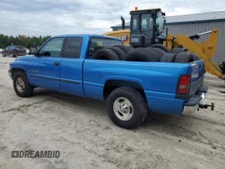 ✅ 2001 Dodge 1500 • VIN: 3B7HC12Z51G171206 • Лот: 73460054. Опубликован ранее на Copart с пробегом 98 476 миль. Бесплатный доступ к архиву аукционных продаж из США и подробный отчёт об истории автомобиля на DreamBid. Изображение 2.