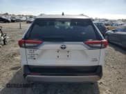 ✅ 2022 Toyota RAV4 Hybrid XSE • VIN: 4T3E6RFV6NU072139 • Лот: 90949815. Опубликован ранее на Copart с пробегом 183 183 миль. Бесплатный доступ к архиву аукционных продаж из США и подробный отчёт об истории автомобиля на DreamBid. Изображение 6.
