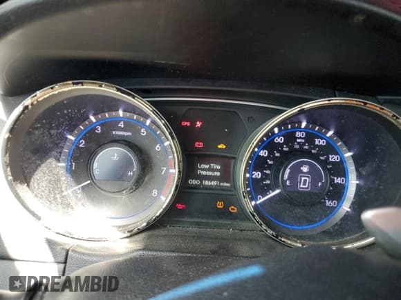 ✅ 2013 Hyundai Sonata SE • VIN: 5NPEC4AC0DH721666 • Lot: 66767164. Listed on Copart with 186,491 mi. Free auction sales archive from the USA and detailed vehicle history report at DreamBid. Image 9.