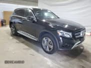 ✅ 2019 Mercedes-Benz GLC 300 • VIN: WDC0G4KB5KF574735 • Lot: 82718835. Wystawiony na Copart z przebiegiem 123 192 mil. Bezpłatny archiwum sprzedaży aukcyjnych z USA i szczegółowy raport historii pojazdu na DreamBid. Zdjęcie 4.