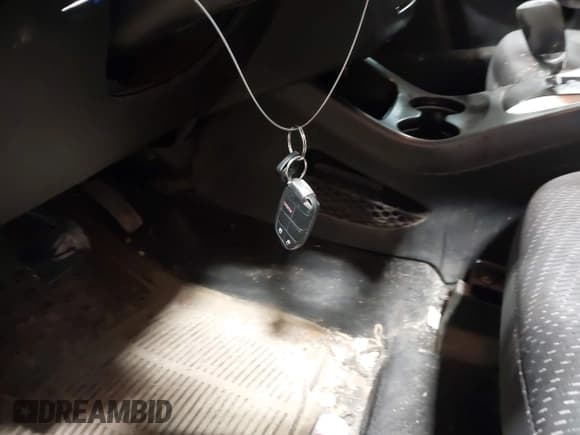 ✅ 2017 Dodge Journey SXT • VIN: 3C4PDCBG9HT533901 • Лот: 43765440. Опубликован ранее на IAAI с пробегом 245 568 миль. Бесплатный доступ к архиву аукционных продаж из США и подробный отчёт об истории автомобиля на DreamBid. Изображение 11.