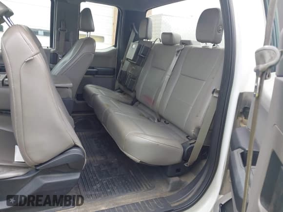 ✅ 2017 Ford F-250 • VIN: 1FD7X2BT3HED33204 • Lot: 42763137. Listed on IAAI with 125,270 mi. Free auction sales archive from the USA and detailed vehicle history report at DreamBid. Image 7.