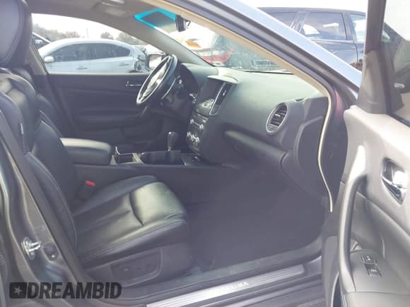 ✅ 2014 Nissan Maxima S • VIN: 1N4AA5AP2EC491788 • Lot: 43625815. Wystawiony na IAAI z przebiegiem 135 595 mil. Bezpłatny archiwum sprzedaży aukcyjnych z USA i szczegółowy raport historii pojazdu na DreamBid. Zdjęcie 5.