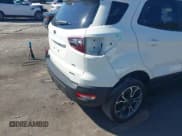 ✅ 2020 Ford EcoSport SES • VIN: MAJ6S3JL4LC327704 • Lot: 43301582. Wystawiony na IAAI z przebiegiem 68 329 mil. Bezpłatny archiwum sprzedaży aukcyjnych z USA i szczegółowy raport historii pojazdu na DreamBid. Zdjęcie 18.