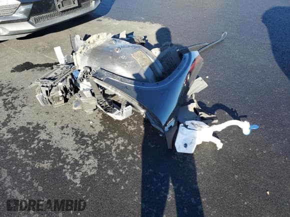 ✅ 2023 Mercedes-Benz GLB 250 • VIN: W1N4M4GB9PW316131 • Lot: 93076365. Listed on Copart with 45,098 mi. Free auction sales archive from the USA and detailed vehicle history report at DreamBid. Image 13.