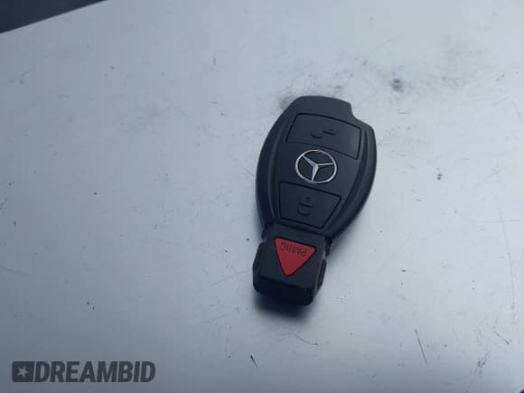 ✅ 2002 Mercedes-Benz C 230/260/280/320 • VIN: WDBRN47J32A323310 • Lot: 43107605. Wystawiony na IAAI z przebiegiem 154 039 mil. Bezpłatny archiwum sprzedaży aukcyjnych z USA i szczegółowy raport historii pojazdu na DreamBid. Zdjęcie 11.