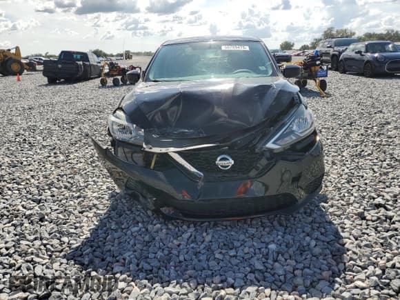 ✅ 2017 Nissan Sentra S • VIN: 3N1AB7AP2HY241906 • Lot: 60789475. Listed on Copart with 113,318 mi. Free auction sales archive from the USA and detailed vehicle history report at DreamBid. Image 5.