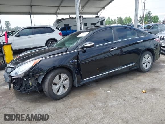 ✅ 2014 Hyundai Sonata Limited • VIN: KMHEC4A43EA114917 • Lot: 42422067. Wystawiony na IAAI z przebiegiem 99 423 mil. Bezpłatny archiwum sprzedaży aukcyjnych z USA i szczegółowy raport historii pojazdu na DreamBid. Zdjęcie 18.