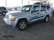 ✅ 2006 Jeep Commander • VIN: 1J8HH48K76C329934 • Лот: 41528939. Опубликован ранее на IAAI с пробегом 180 006 миль. Бесплатный доступ к архиву аукционных продаж из США и подробный отчёт об истории автомобиля на DreamBid. Изображение 17.