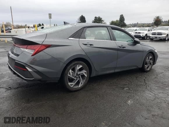 ✅ 2025 Hyundai Elantra SEL Convenience • VIN: KMHLS4DG7SU032411 • Lot: 93052025. Listed on Copart with 12,735 mi. Free auction sales archive from the USA and detailed vehicle history report at DreamBid. Image 3.
