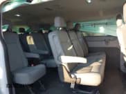 ✅ 2017 Ford Transit XL • VIN: 1FBZX2ZM6HKB15369 • Lot: 41422736. Wystawiony na IAAI z przebiegiem 159 105 mil. Bezpłatny archiwum sprzedaży aukcyjnych z USA i szczegółowy raport historii pojazdu na DreamBid. Zdjęcie 8.