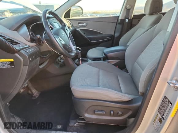 ✅ 2014 Hyundai Santa Fe GLS • VIN: KM8SMDHF0EU049305 • Lot: 84038355. Wystawiony na Copart z przebiegiem 110 125 mil. Bezpłatny archiwum sprzedaży aukcyjnych z USA i szczegółowy raport historii pojazdu na DreamBid. Zdjęcie 7.