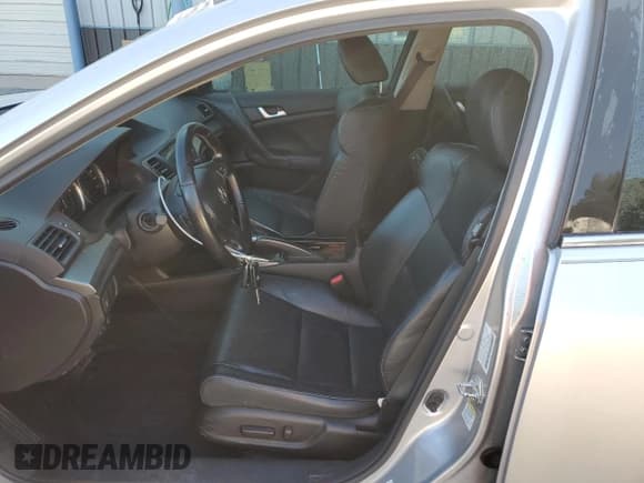 ✅ 2011 Acura TSX • VIN: JH4CU2F66BC016695 • Lot: 68885684. Listed on Copart with 85,541 mi. Free auction sales archive from the USA and detailed vehicle history report at DreamBid. Image 7.