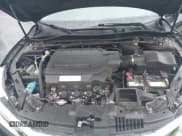 ✅ 2017 Honda Accord Touring • VIN: 1HGCR3F9XHA021200 • Lot: 43431866. Wystawiony na IAAI z przebiegiem 98 095 mil. Bezpłatny archiwum sprzedaży aukcyjnych z USA i szczegółowy raport historii pojazdu na DreamBid. Zdjęcie 10.