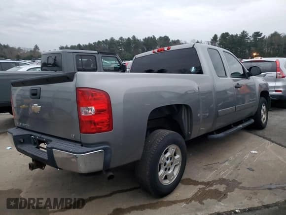 ✅ 2008 Chevrolet Silverado 1500 2LT • VIN: 2GCEC19J881210019 • Lot: 41699385. Wystawiony na Copart z przebiegiem 168 940 mil. Bezpłatny archiwum sprzedaży aukcyjnych z USA i szczegółowy raport historii pojazdu na DreamBid. Zdjęcie 3.