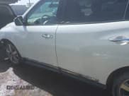 ✅ 2015 Nissan Pathfinder Platinum • VIN: 5N1AR2MM4FC628293 • Lot: 42010960. Listed on IAAI with 277,016 mi. Free auction sales archive from the USA and detailed vehicle history report at DreamBid. Image 14.