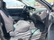 ✅ 2004 Ford Focus • VIN: 3FAHP31Z14R100908 • Lot: 41894724. Listed on IAAI with 221,016 mi. Free auction sales archive from the USA and detailed vehicle history report at DreamBid. Image 5.