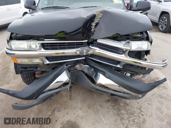 ✅ 2004 Chevrolet Suburban LT • VIN: 1GNFK16ZX4J291419 • Лот: 42163331. Опубликован ранее на IAAI с пробегом 235 054 миль. Бесплатный доступ к архиву аукционных продаж из США и подробный отчёт об истории автомобиля на DreamBid. Изображение 6.