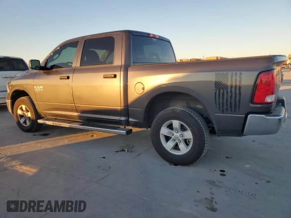 ✅ 2023 Ram 1500 Tradesman • VIN: 3C6RR6KG8PG562848 • Lot: 81406084. Wystawiony na Copart z przebiegiem 25 842 mil. Bezpłatny archiwum sprzedaży aukcyjnych z USA i szczegółowy raport historii pojazdu na DreamBid. Zdjęcie 2.