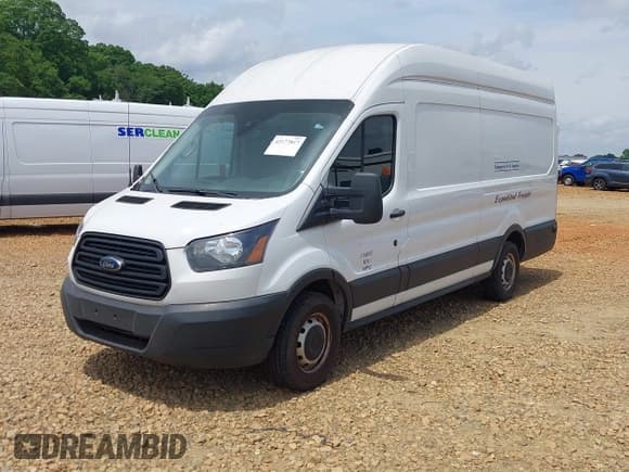✅ 2019 Ford Transit • VIN: 1FTBW3XM5KKA65144 • Lot: 42177817. Wystawiony na IAAI z przebiegiem 531 306 mil. Bezpłatny archiwum sprzedaży aukcyjnych z USA i szczegółowy raport historii pojazdu na DreamBid. Zdjęcie 2.