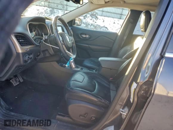 ✅ 2015 Jeep Cherokee Limited • VIN: 1C4PJMDS8FW740741 • Lot: 95142385. Wystawiony na Copart z przebiegiem 104 677 mil. Bezpłatny archiwum sprzedaży aukcyjnych z USA i szczegółowy raport historii pojazdu na DreamBid. Zdjęcie 7.