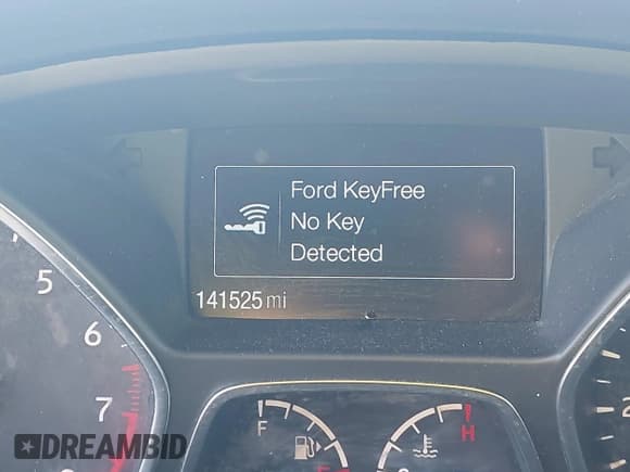 ✅ 2017 Ford Escape Titanium • VIN: 1FMCU0JD7HUD76343 • Lot: 43614129. Wystawiony na IAAI z przebiegiem 141 525 mil. Bezpłatny archiwum sprzedaży aukcyjnych z USA i szczegółowy raport historii pojazdu na DreamBid. Zdjęcie 18.