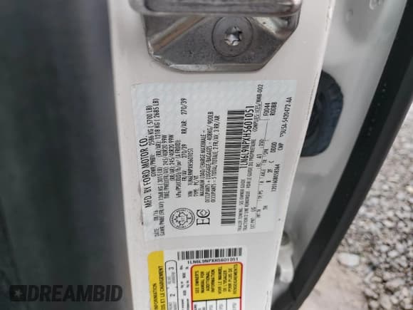 ✅ 2017 Lincoln Continental Reserve • VIN: 1LN6L9NPXH5601051 • Лот: 86295615. Опубликован ранее на Copart с пробегом 87 353 миль. Бесплатный доступ к архиву аукционных продаж из США и подробный отчёт об истории автомобиля на DreamBid. Изображение 12.