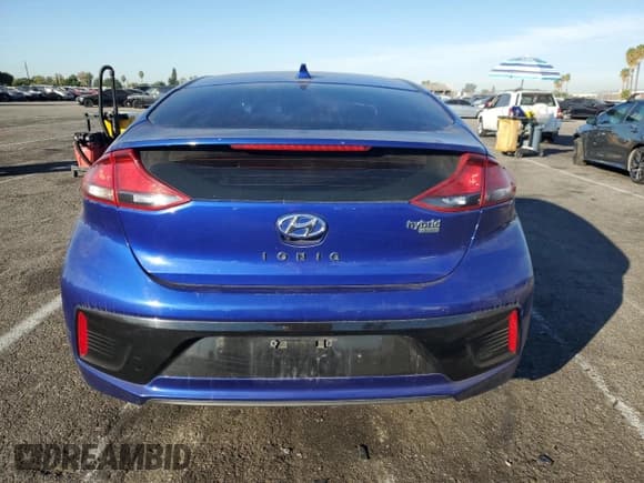✅ 2019 Hyundai Ioniq Blue • VIN: KMHC65LC2KU165909 • Lot: 78956824. Wystawiony na Copart z przebiegiem 160 398 mil. Bezpłatny archiwum sprzedaży aukcyjnych z USA i szczegółowy raport historii pojazdu na DreamBid. Zdjęcie 6.