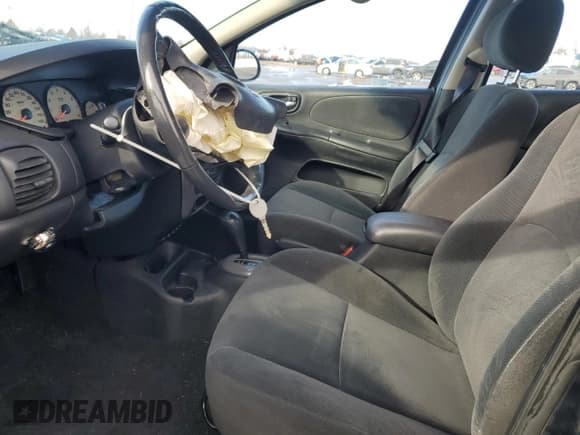 ✅ 2001 Plymouth Neon Highline • VIN: 1P3ES46C81D146987 • Лот: 85219054. Опубликован ранее на Copart с пробегом 232 472 миль. Бесплатный доступ к архиву аукционных продаж из США и подробный отчёт об истории автомобиля на DreamBid. Изображение 7.