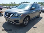 ✅ 2018 Nissan Pathfinder S • VIN: 5N1DR2MN0JC613157 • Лот: 42074018. Опубликован ранее на IAAI с пробегом 147 840 миль. Бесплатный доступ к архиву аукционных продаж из США и подробный отчёт об истории автомобиля на DreamBid. Изображение 2.