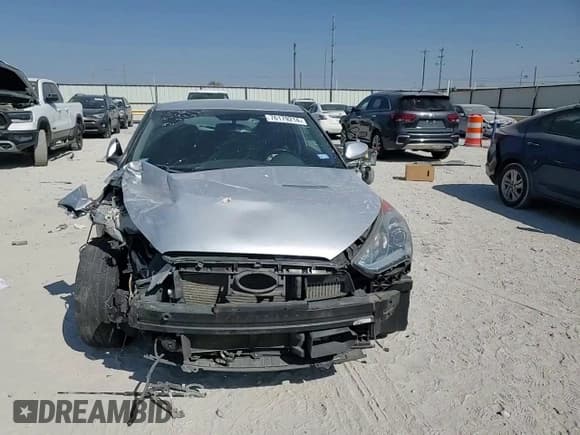 ✅ 2015 Hyundai Veloster Turbo • VIN: KMHTC6AE4FU237170 • Lot: 76179214. Listed on Copart with Not provided. Free auction sales archive from the USA and detailed vehicle history report at DreamBid. Image 11.