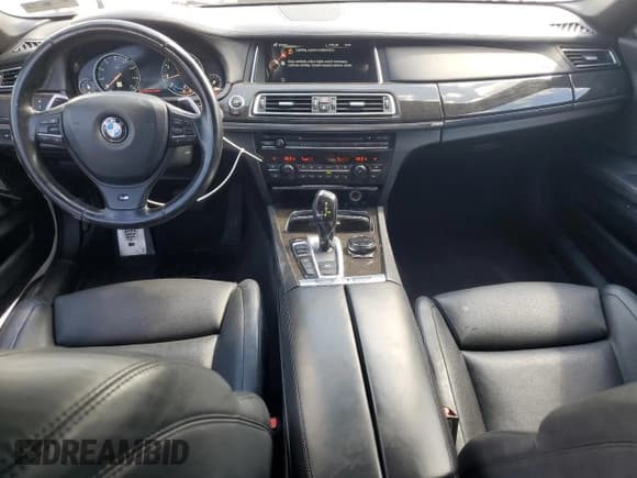 ✅ 2015 BMW 7 Series 750i xDrive • VIN: WBAYB6C51FD965925 • Lot: 64252505. Listed on Copart with 123,038 mi. Free auction sales archive from the USA and detailed vehicle history report at DreamBid. Image 8.