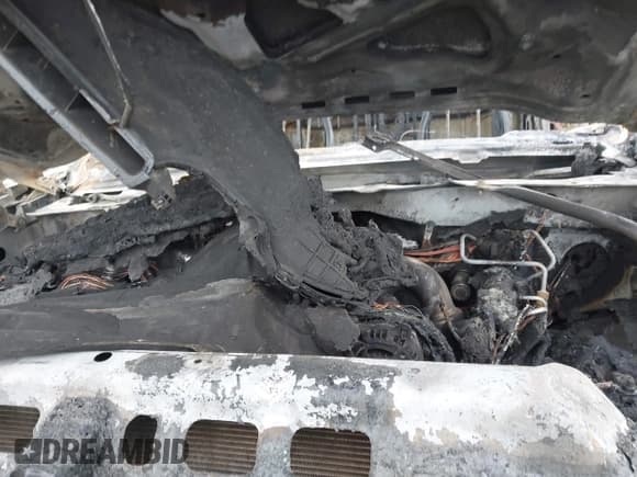 ✅ 2018 Chevrolet Silverado 2500HD LT • VIN: 1GC1KVEY1JF271786 • Лот: 41766472. Опубликован ранее на IAAI с пробегом Не указан. Бесплатный доступ к архиву аукционных продаж из США и подробный отчёт об истории автомобиля на DreamBid. Изображение 10.