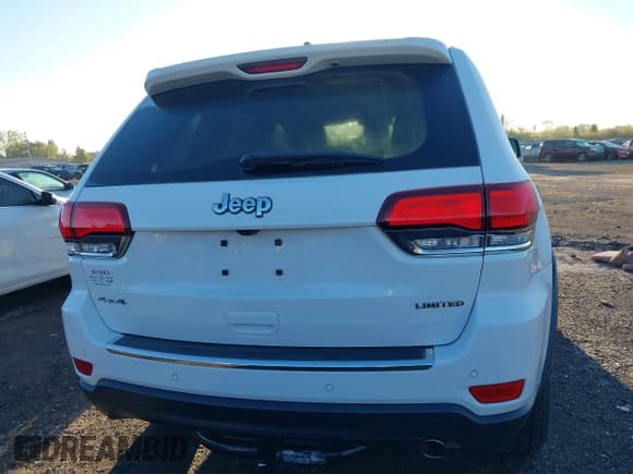 ✅ 2020 Jeep Grand Cherokee Limited • VIN: 1C4RJFBG7LC173213 • Lot: 43405326. Listed on IAAI with 66,212 mi. Free auction sales archive from the USA and detailed vehicle history report at DreamBid. Image 16.