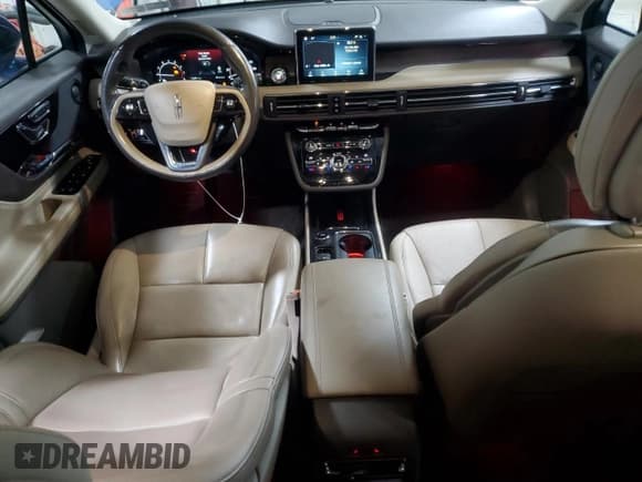 ✅ 2020 Lincoln Corsair Reserve • VIN: 5LMCJ2D92LUL10140 • Lot: 91416025. Listed on Copart with 19,629 mi. Free auction sales archive from the USA and detailed vehicle history report at DreamBid. Image 8.