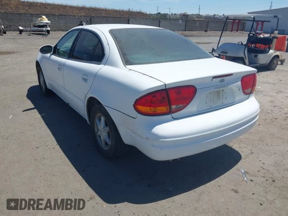 ✅ 1999 Oldsmobile Alero GL • VIN: 1G3NL52E7XC322064 • Lot: 42929959. Wystawiony na IAAI z przebiegiem 160 336 mil. Bezpłatny archiwum sprzedaży aukcyjnych z USA i szczegółowy raport historii pojazdu na DreamBid. Zdjęcie 3.