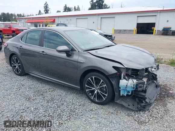 2020 Toyota Camry Hybrid SE с VIN 4T1J31AK2LU541514, выставлен на аукционе IAAI как лот 43090509 с пробегом 92 438 миль миль и . История ставок и продаж доступна на DreamBid. Изображение 1.