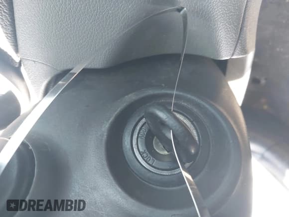 ✅ 2012 Hyundai Elantra GLS • VIN: KMHDH4AE2CU217845 • Лот: 43856301. Опубликован ранее на IAAI с пробегом 170 927 миль. Бесплатный доступ к архиву аукционных продаж из США и подробный отчёт об истории автомобиля на DreamBid. Изображение 11.