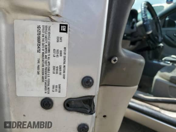 2006 Chevrolet Malibu 2LT z VIN 1G1ZT51866F254732, wystawiony jako Copart lot #71788814 z przebiegiem 310 234 mil mil oraz Szkoda całkowita • Salvage title. Historia ofert i sprzedaży dostępna na DreamBid. Obrazek 12.