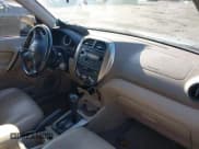 ✅ 2004 Toyota RAV4 • VIN: JTEHD20V640036226 • Lot: 43867870. Listed on IAAI with 187,271 mi. Free auction sales archive from the USA and detailed vehicle history report at DreamBid. Image 5.