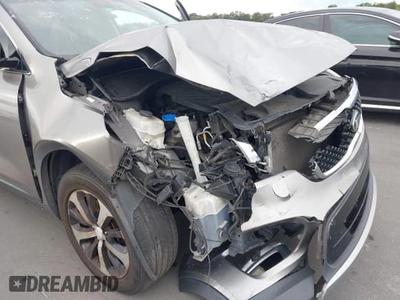 ✅ 2017 Kia Sorento EX • VIN: 5XYPH4A56HG233136 • Lot: 43586055. Listed on IAAI with 170,981 mi. Free auction sales archive from the USA and detailed vehicle history report at DreamBid. Image 6.