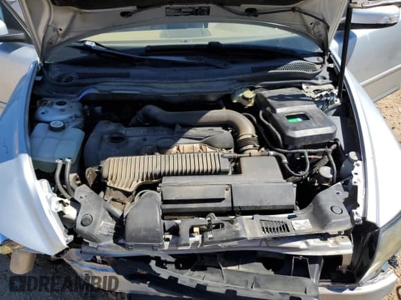 ✅ 2007 Volvo V50 2.5L Turbo • VIN: YV1MJ682472311849 • Lot: 49243305. Wystawiony na Copart z przebiegiem 266 714 mil. Bezpłatny archiwum sprzedaży aukcyjnych z USA i szczegółowy raport historii pojazdu na DreamBid. Zdjęcie 11.