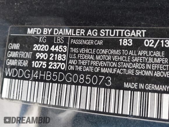 ✅ 2013 Mercedes-Benz C 250 • VIN: WDDGJ4HB5DG085073 • Lot: 41696760. Wystawiony na IAAI z przebiegiem 196 802 mil. Bezpłatny archiwum sprzedaży aukcyjnych z USA i szczegółowy raport historii pojazdu na DreamBid. Zdjęcie 9.